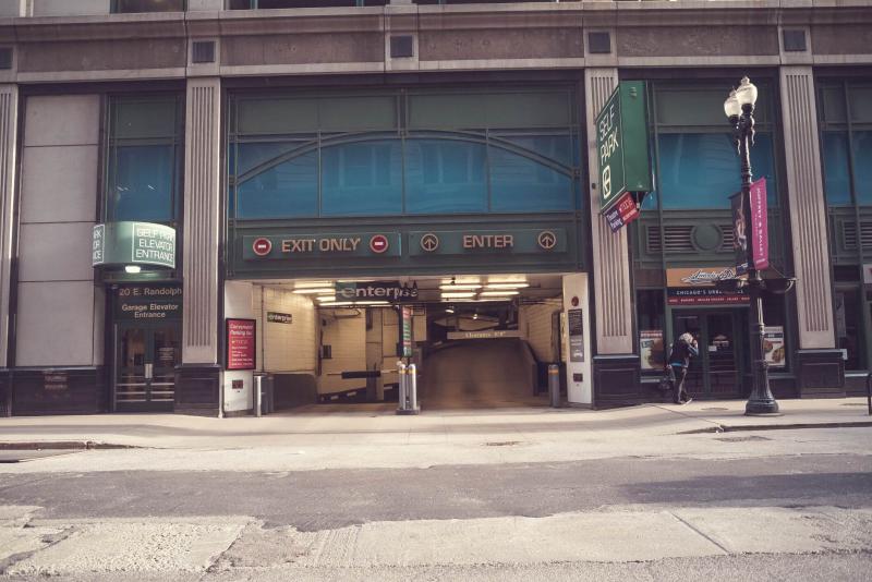 WabashRandolph Self Park at 20 E. Randolph St. Chicago Parking